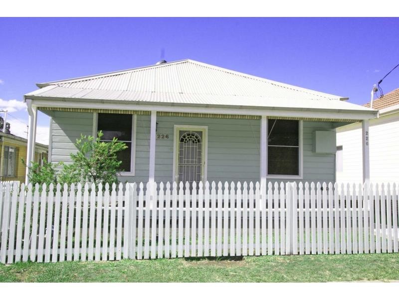 226 Vincent Street, Cessnock NSW 2325