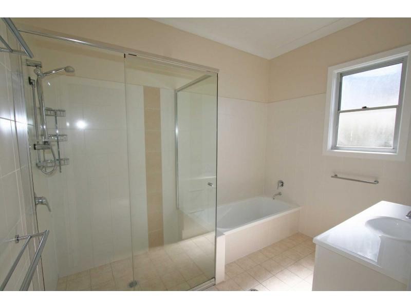 226 Vincent Street, Cessnock NSW 2325