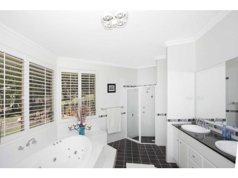 107 Mathews Valley Road, Cooranbong NSW 2265