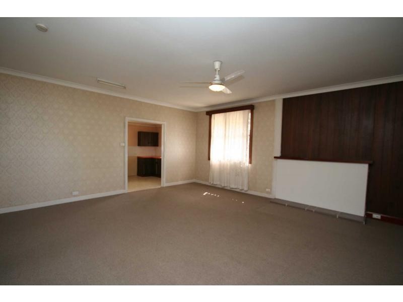 24 William Street, Cessnock NSW 2325