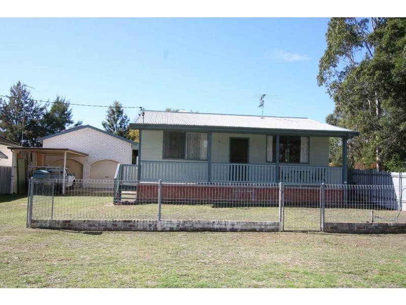 19 Hamilton Street, Abernethy NSW 2325