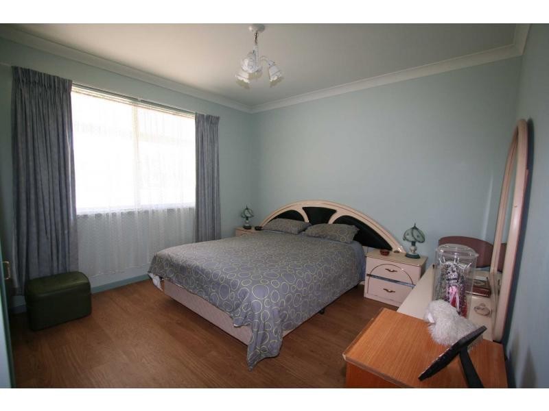 19 Hamilton Street, Abernethy NSW 2325