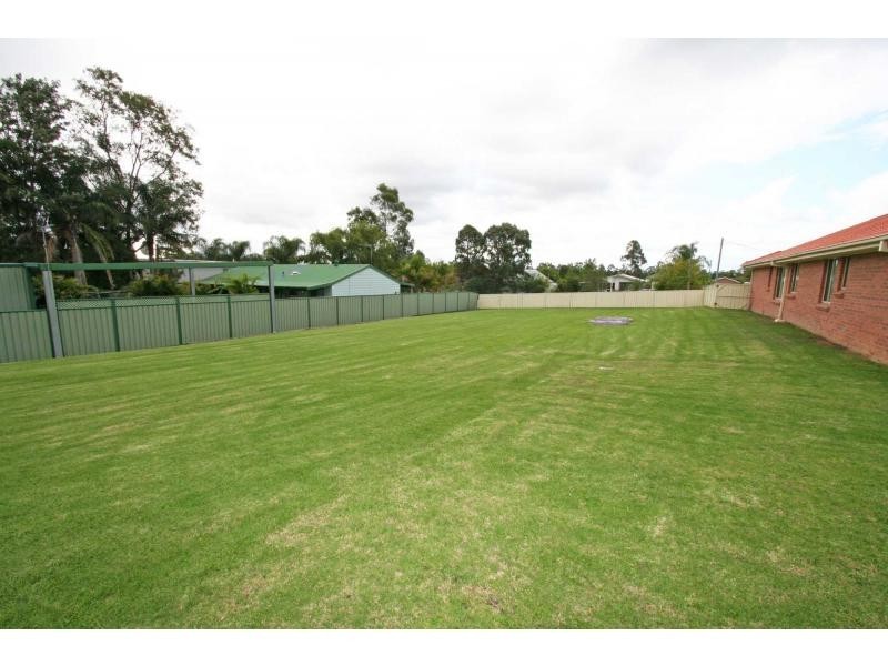 16 Stuart Street, Abernethy NSW 2325