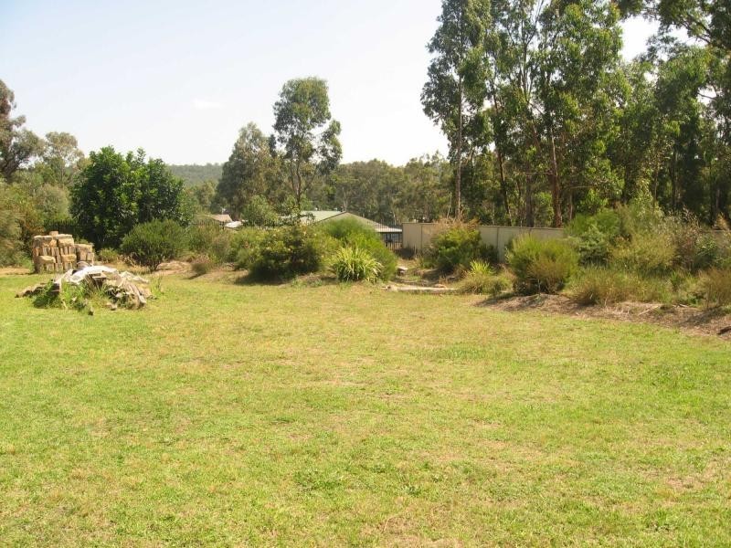 9 Stirling Street, Abernethy NSW 2325