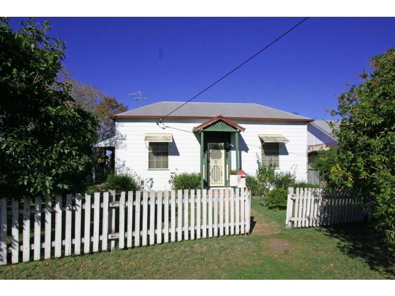 21 Halcyon Street, Cessnock NSW 2325