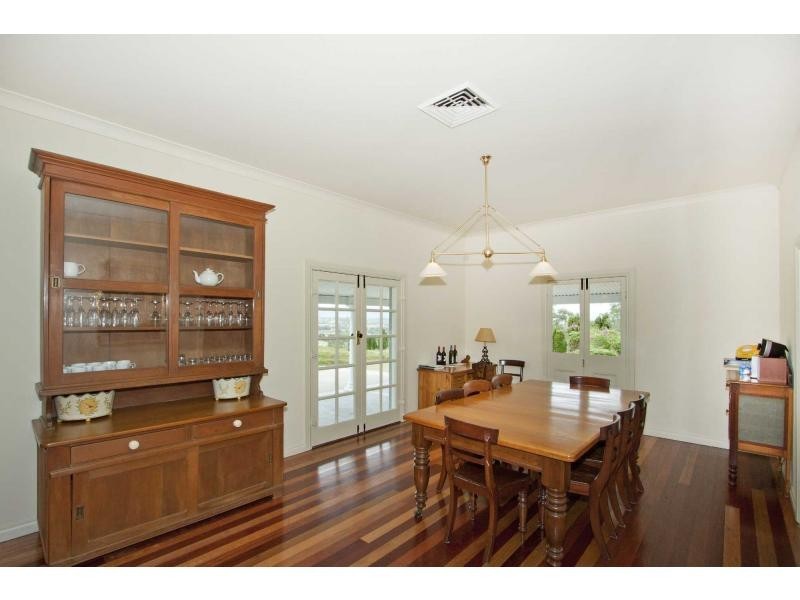 247 Wilderness Road, Lovedale NSW 2325