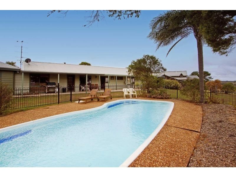 247 Wilderness Road, Lovedale NSW 2325