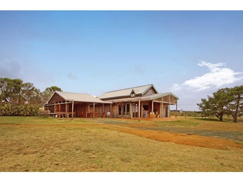 247 Wilderness Road, Lovedale NSW 2325