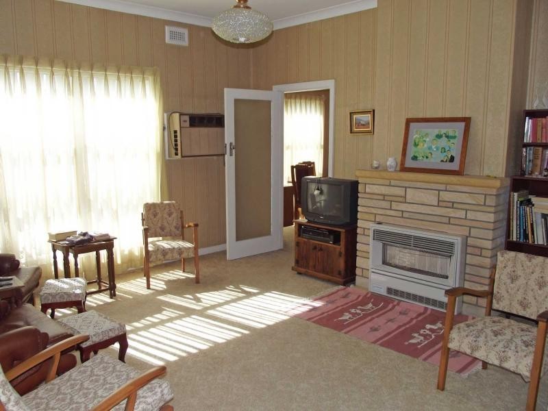 49 Hall Street, Cessnock NSW 2325