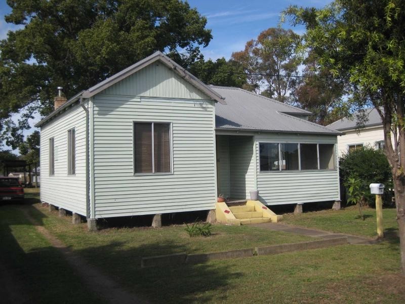 16 Lightfoot Street, Cessnock NSW 2325