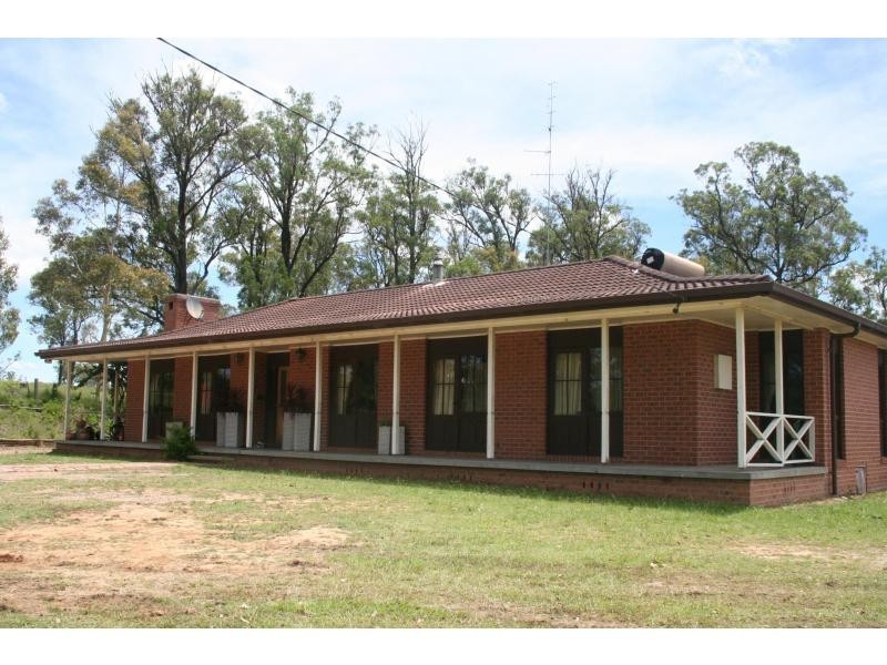 225 Elderslie Road, Elderslie NSW 2335