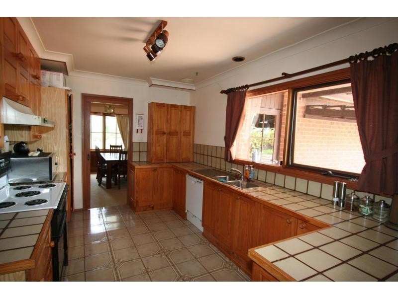 225 Elderslie Road, Elderslie NSW 2335