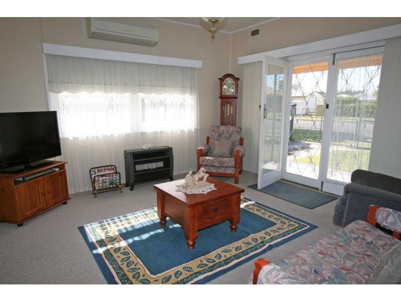 41 Elizabeth Street, Cessnock NSW 2325