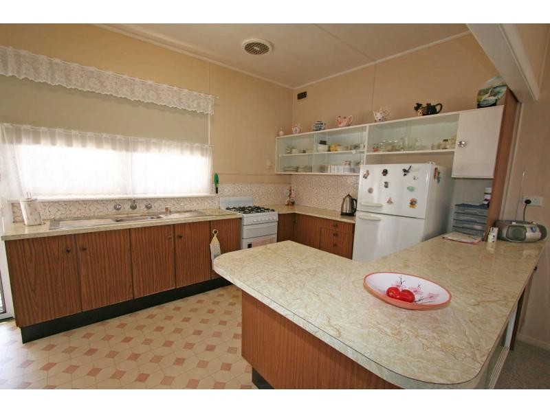 41 Elizabeth Street, Cessnock NSW 2325