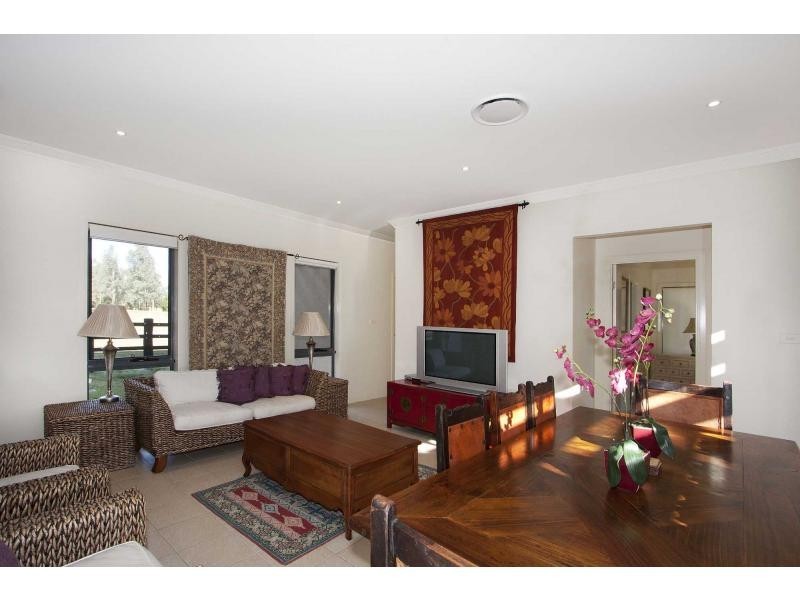 34 Mahogany Drive, Rothbury NSW 2320