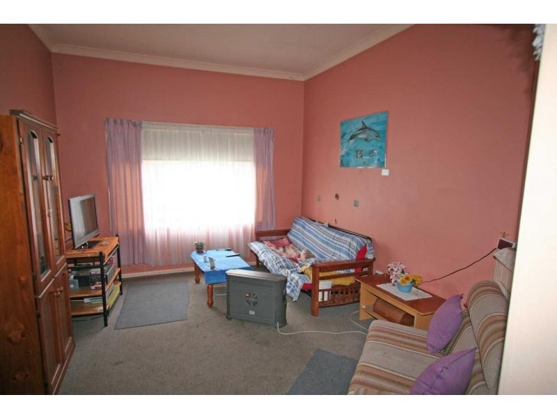 2 Westcott Street, Cessnock NSW 2325