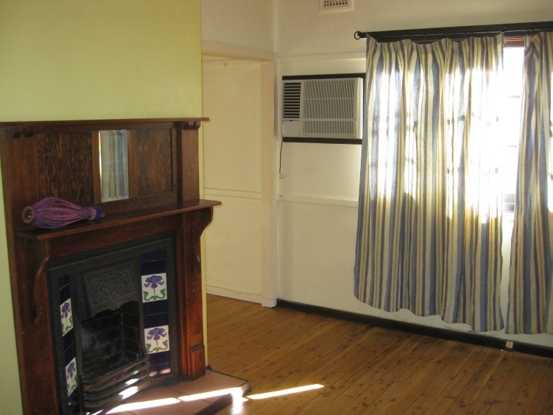 19 Mills Crescent, Cessnock NSW 2325