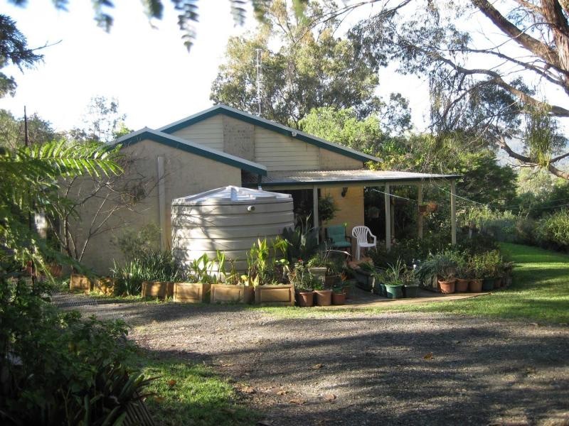 359 Sandy Creek Road, Mount Vincent NSW 2323