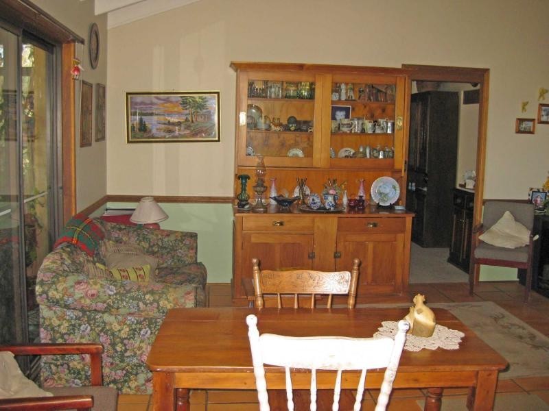 359 Sandy Creek Road, Mount Vincent NSW 2323