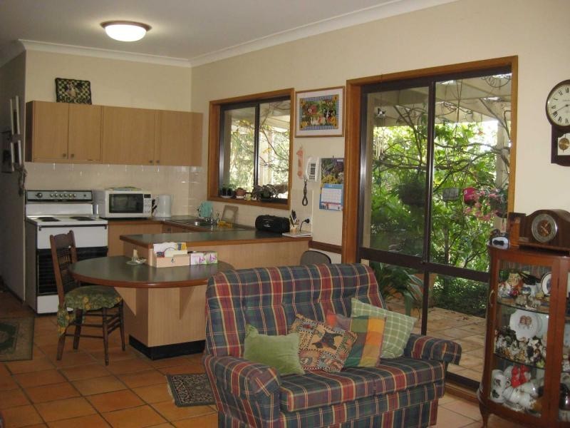 359 Sandy Creek Road, Mount Vincent NSW 2323