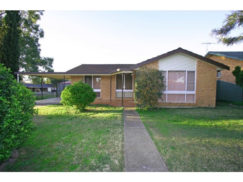 12 Comerford Close, Aberdare NSW 2325