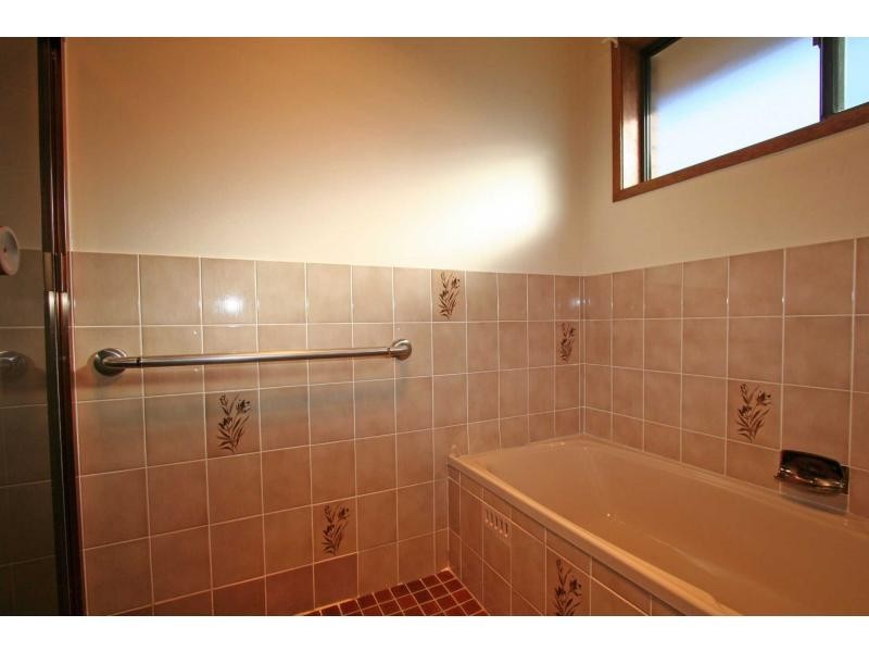 19 Dixon Street, Cessnock NSW 2325