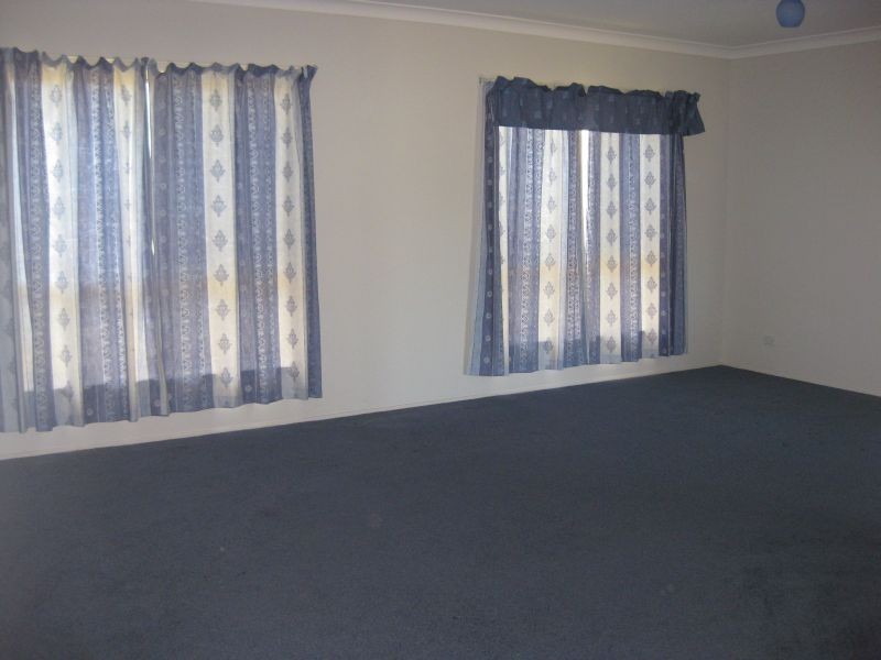33 John Street, Ellalong NSW 2325