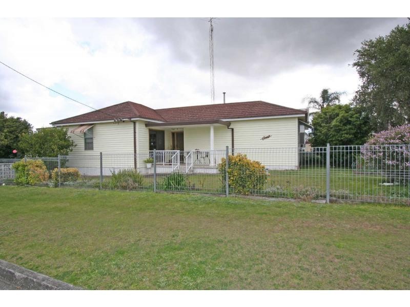 1 Mills Crescent, Cessnock NSW 2325