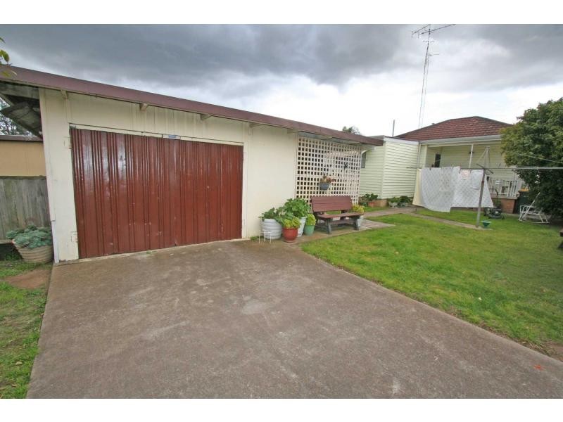 1 Mills Crescent, Cessnock NSW 2325