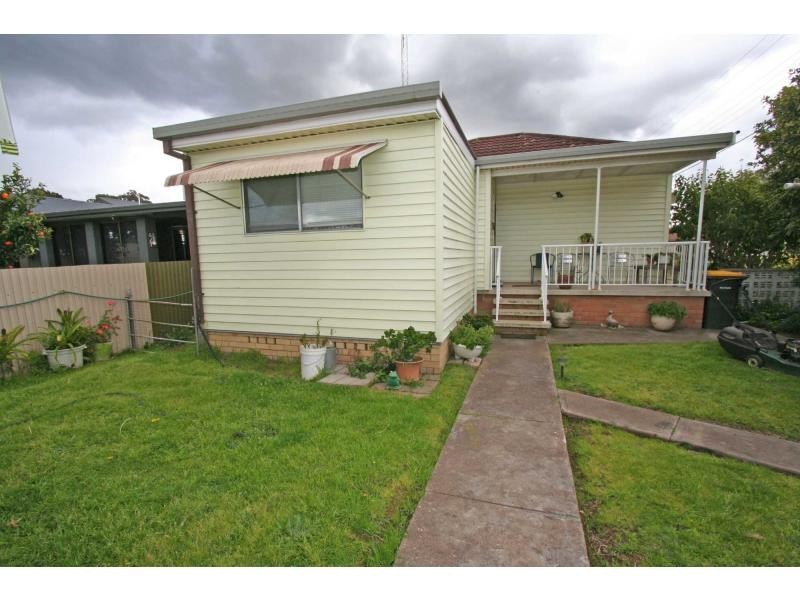 1 Mills Crescent, Cessnock NSW 2325