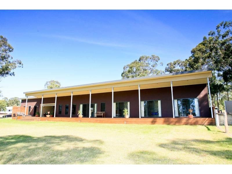 30 The Ballabourneen, Lovedale NSW 2325