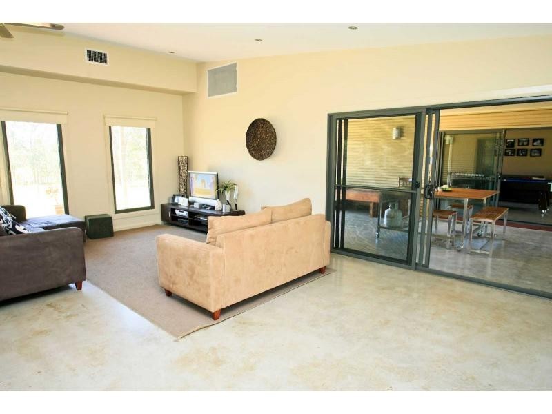 30 The Ballabourneen, Lovedale NSW 2325