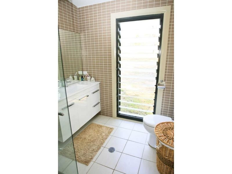 30 The Ballabourneen, Lovedale NSW 2325