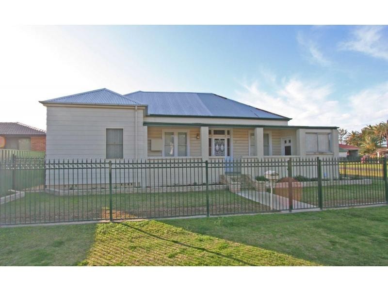 12 Ferguson Street, Cessnock NSW 2325