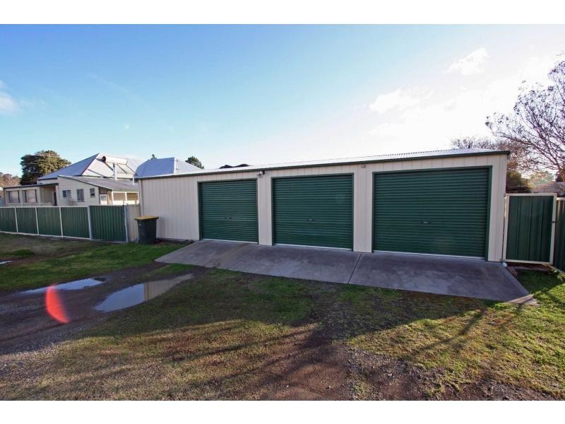 12 Ferguson Street, Cessnock NSW 2325