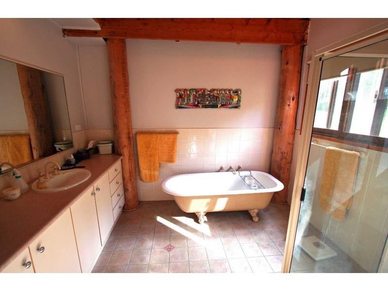 207 Q8 Road, Mount Vincent NSW 2323