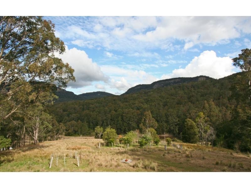 207 Q8 Road, Mount Vincent NSW 2323