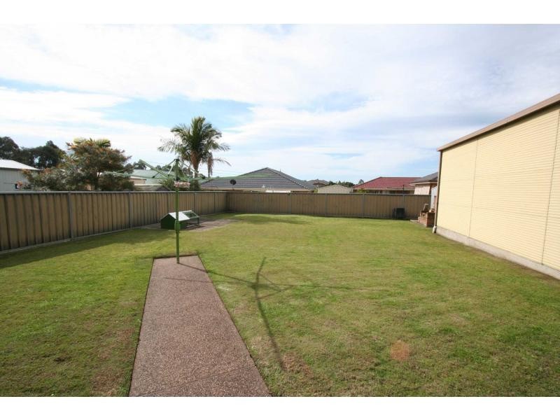 6 Mavis Street, Cessnock NSW 2325