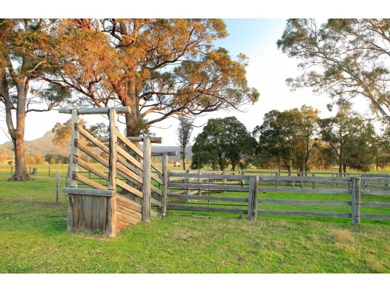 136 Whitings Lane, Quorrobolong NSW 2325