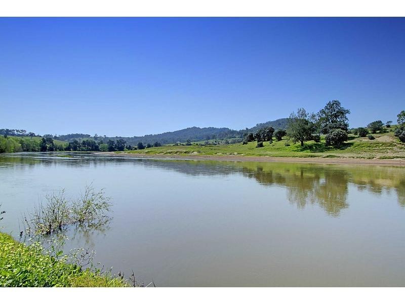 137 Knockfin Road, Luskintyre NSW 2321
