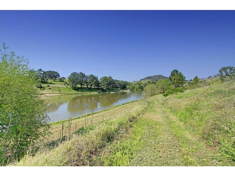 137 Knockfin Road, Luskintyre NSW 2321