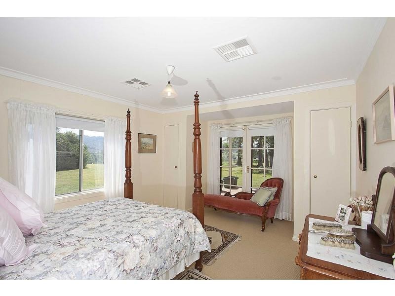 137 Knockfin Road, Luskintyre NSW 2321