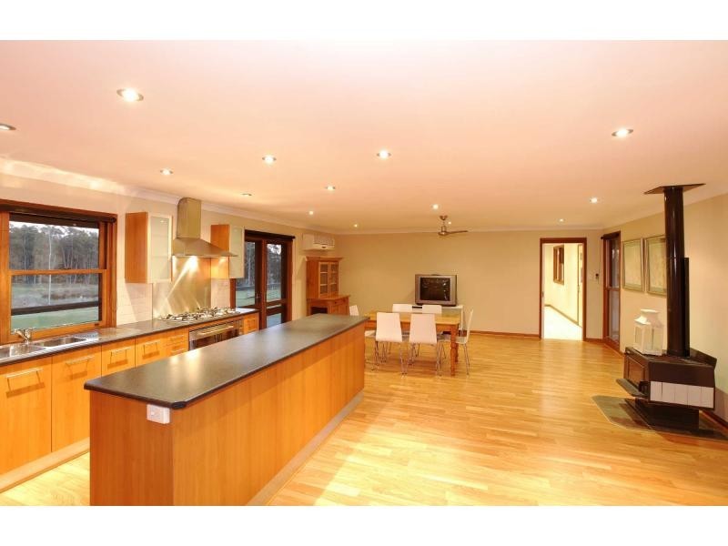 26 Lodge Road, Lovedale NSW 2325