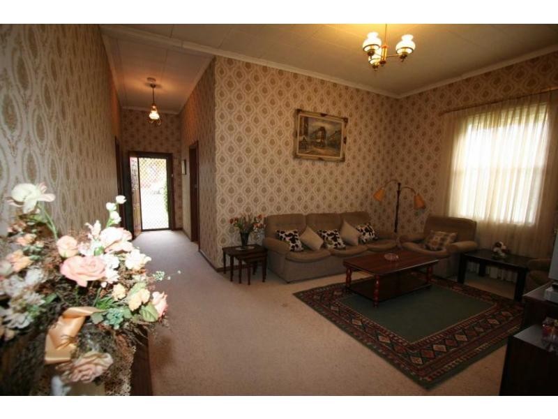 26 Love Street, Cessnock NSW 2325