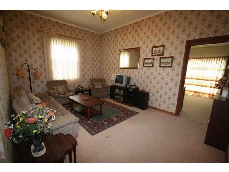 26 Love Street, Cessnock NSW 2325