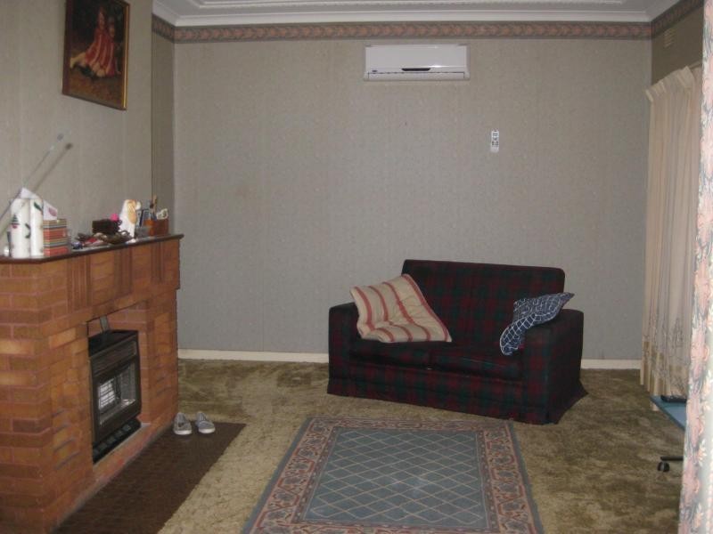 30 Desmond Street, Cessnock NSW 2325