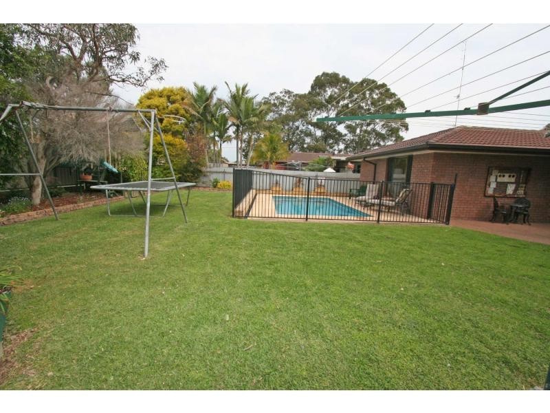 16 Adams Street, Heddon Greta NSW 2321