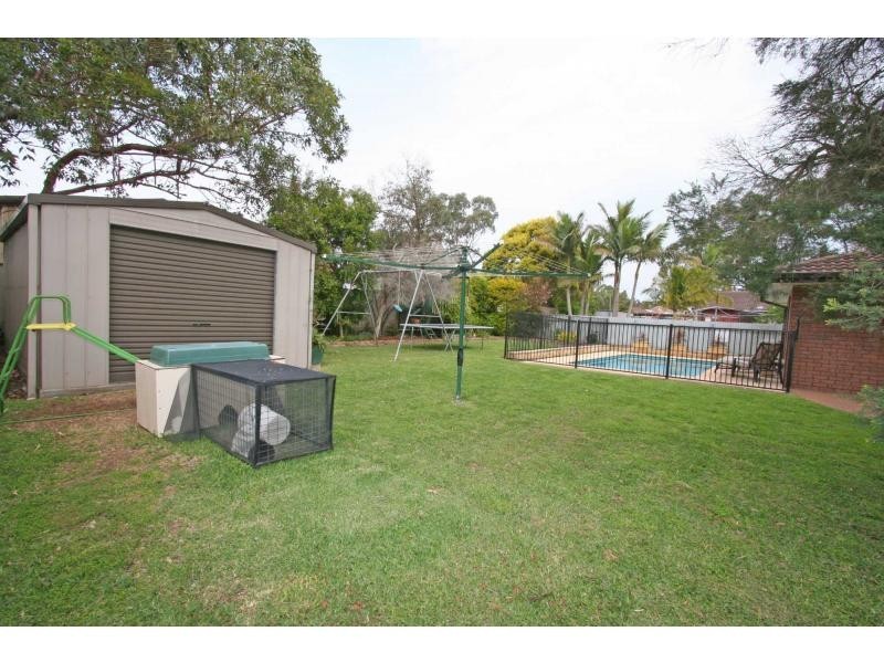 16 Adams Street, Heddon Greta NSW 2321