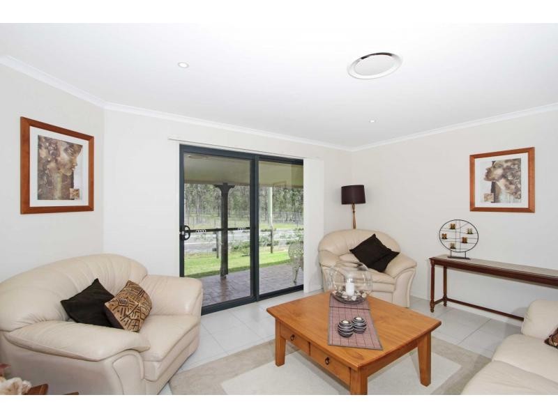 2A William Street, Paxton NSW 2325