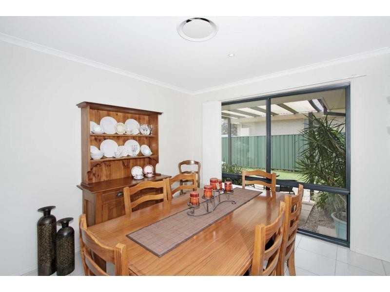 2A William Street, Paxton NSW 2325